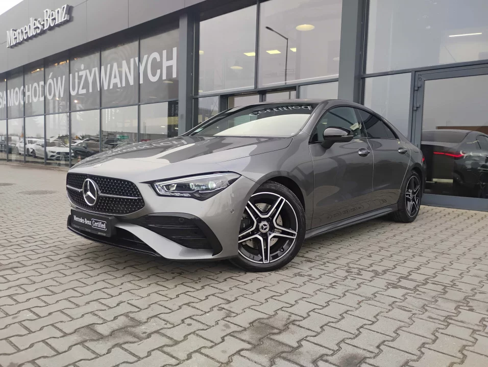 Mercedes-Benz CLA 200