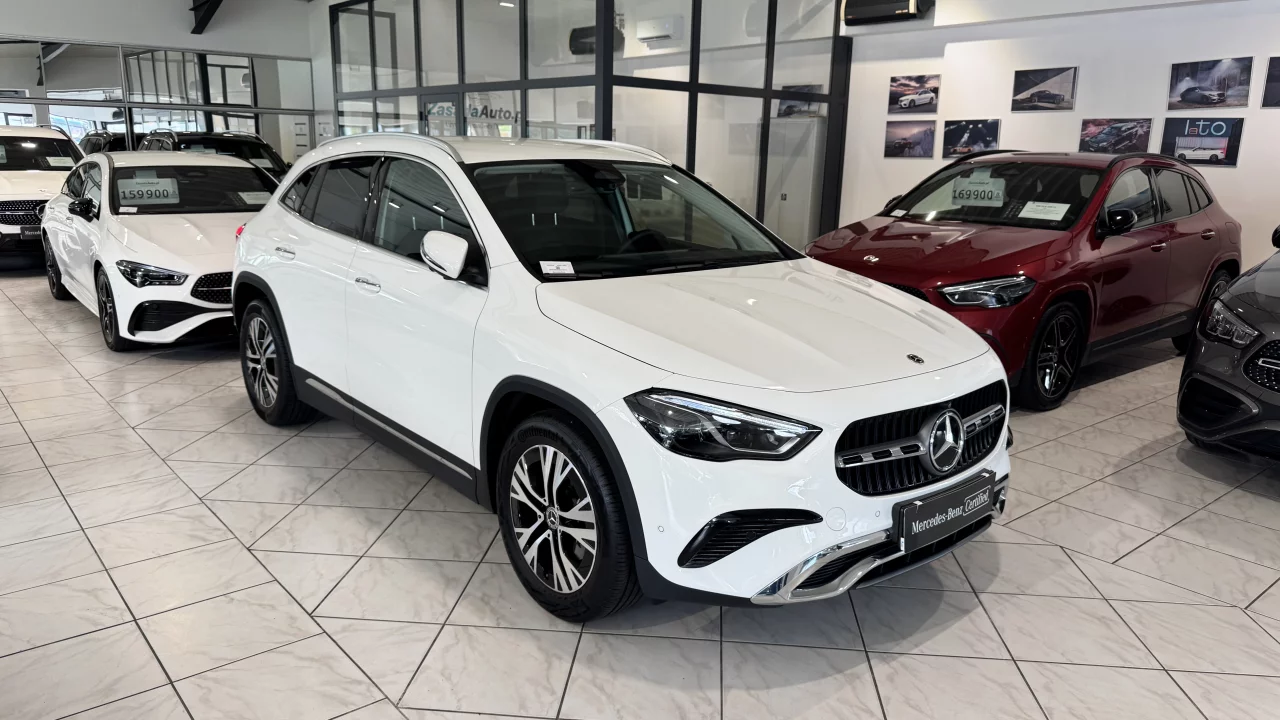 Mercedes-Benz GLA 200