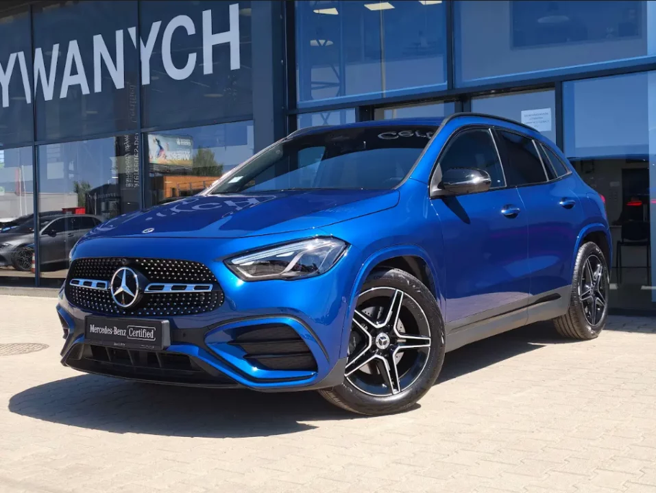 Mercedes-Benz GLA 200