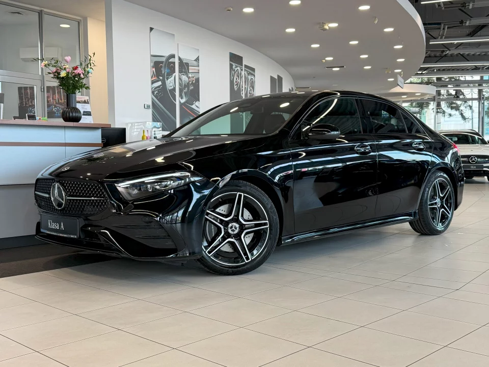Mercedes-Benz Klasa A 220 4MATIC Limuzyna