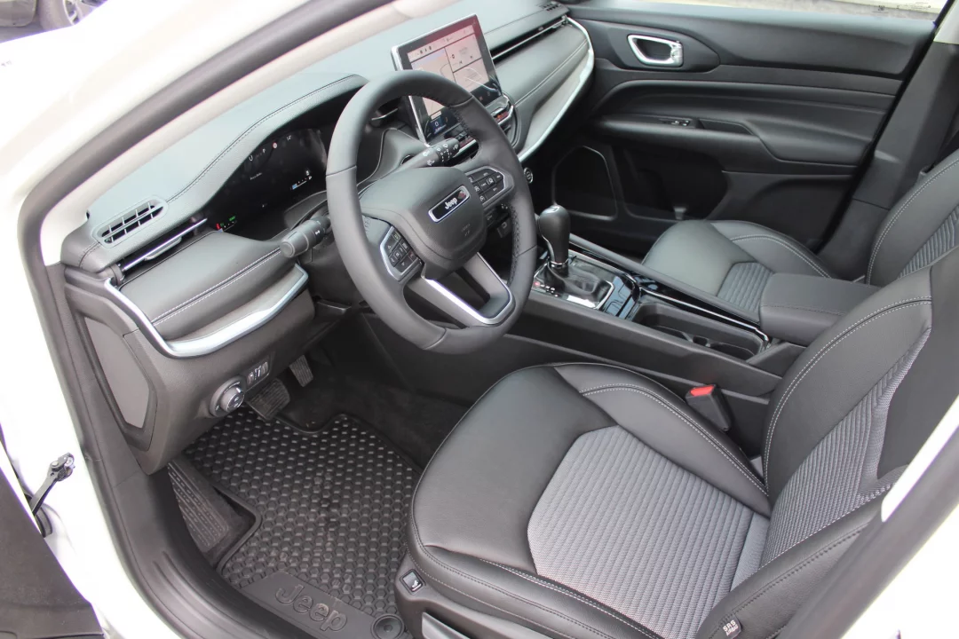 Jeep Compass Altitude eHYBRID 130KM FWD