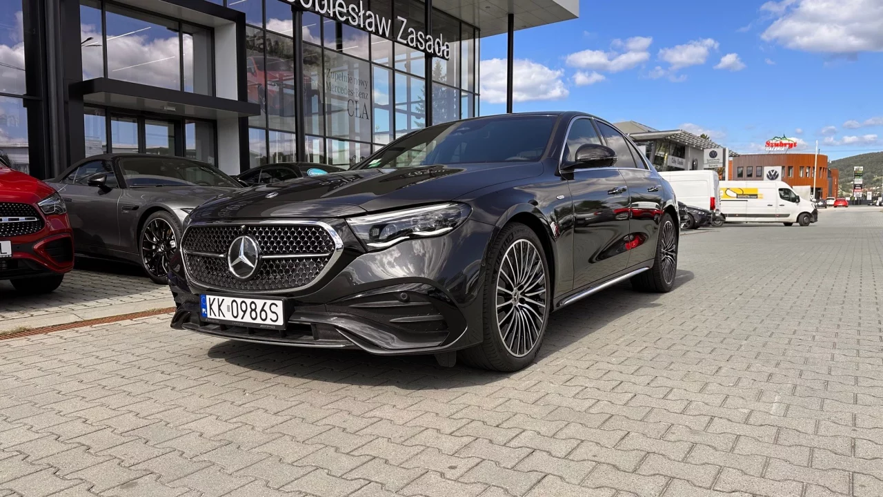 Mercedes-Benz Klasa E 300de 4MATIC