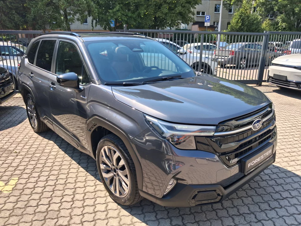 Subaru Forester 2.0i-L e-Boxer Platinum
