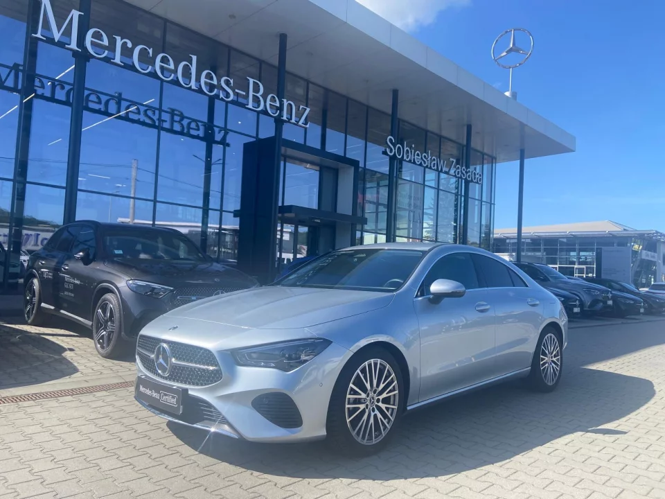 Mercedes-Benz CLA 180