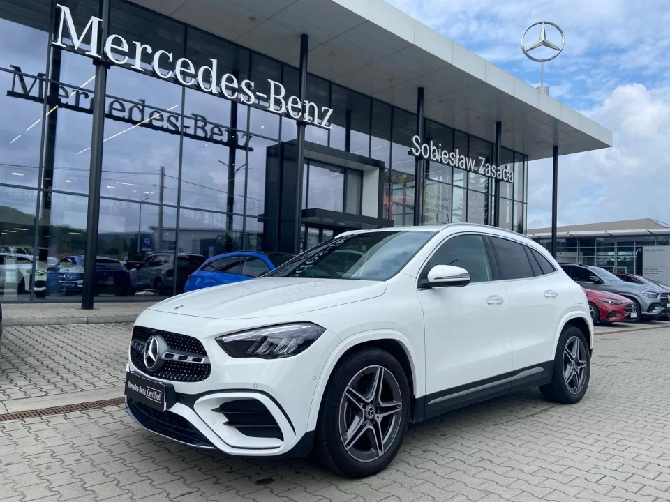 Mercedes-Benz GLA 200