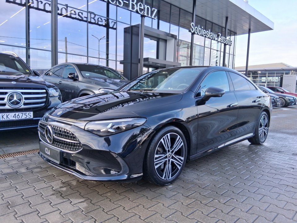 Mercedes-Benz CLA