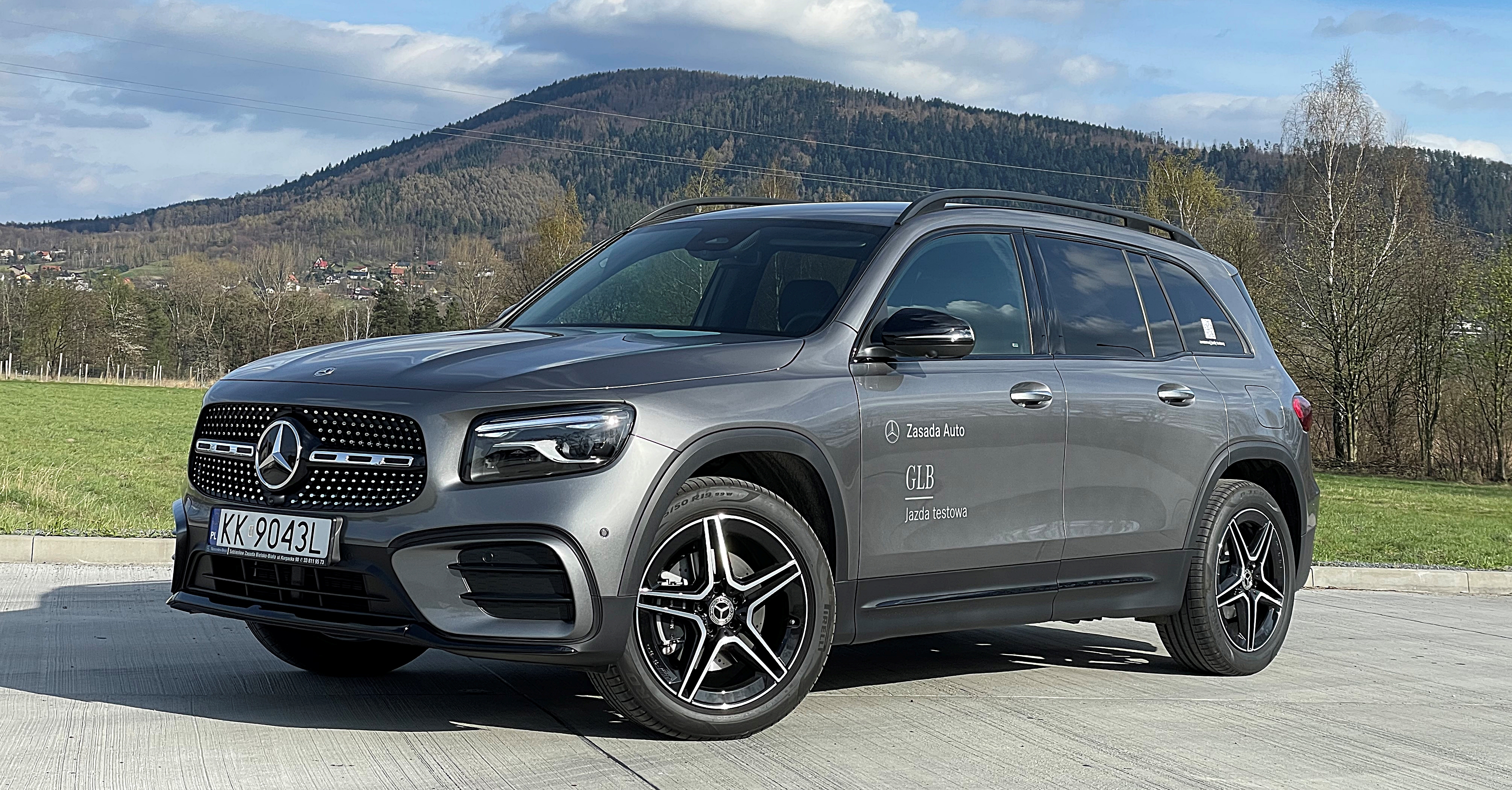 na ekranie widzisz Mercedesa GLB w wyprzedaży rocznika w atrakcyjnej racie dostępny od ręki w Sobiesław Zasada Automotive