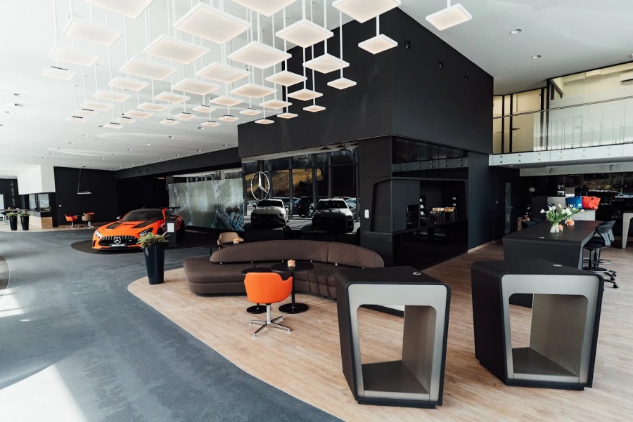 na zdjęciu widzisz Salon numer 1 w Polsce - Mercedes-Benz Sobiesław Zasada Automotive Bielsko-Biała ul. Karpacka 90