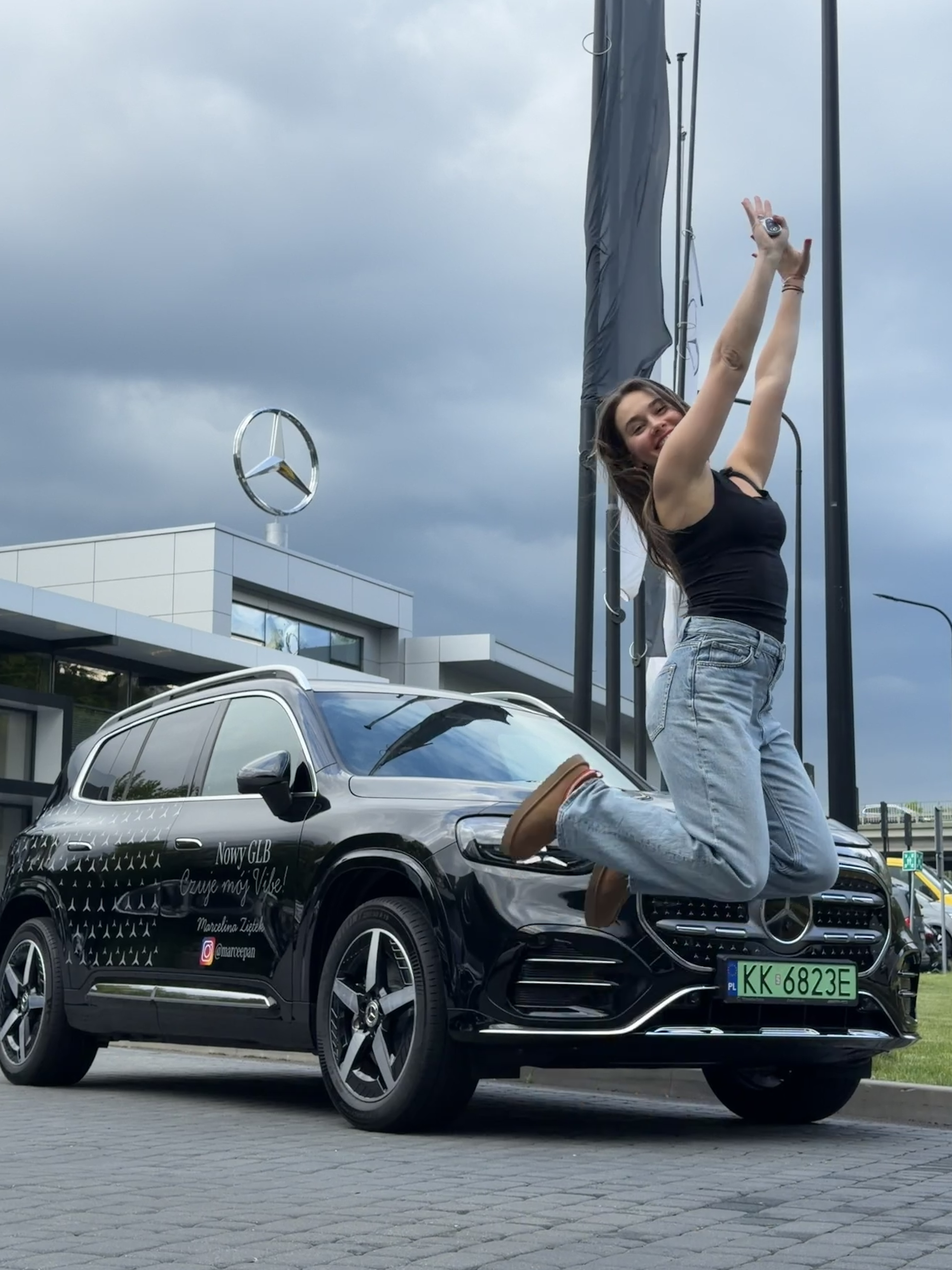 Marcelina Ziętek testuje Nowego Mercedesa GLB, wsp&oacute;łpraca reklamowa z Mercedes-Benz Sobiesław Zasada Automotive