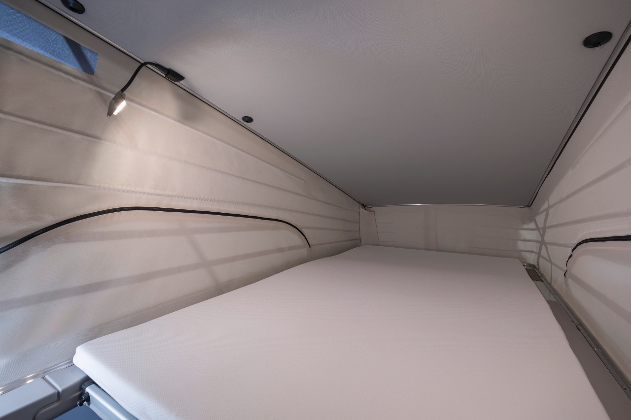 zdjęcia przedstawia wyposażanie nowego Mercedes-Benz Marco Polo