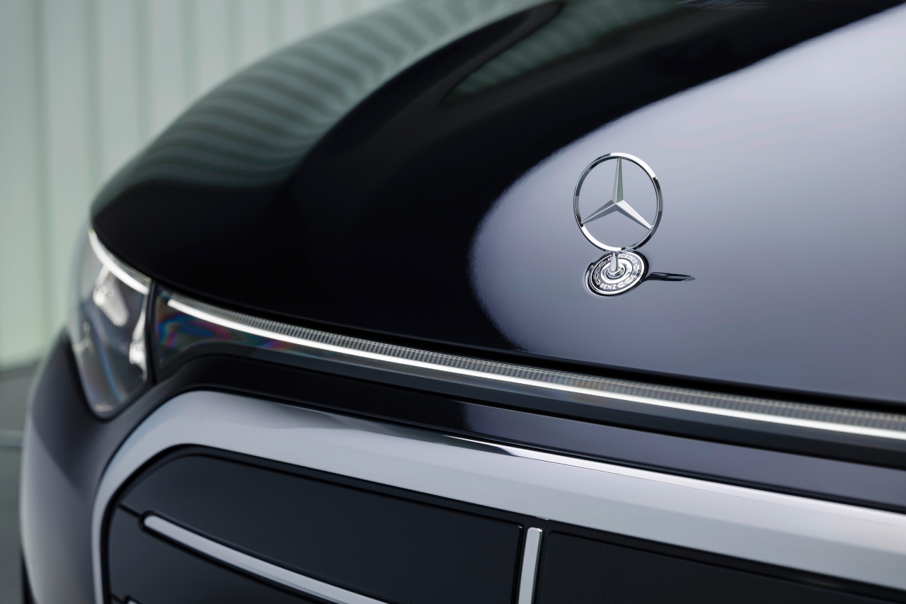 Maska Nowego Mercedes-Benz VLE